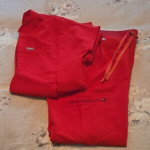 Figs Vivid Red Scrub Ensemble